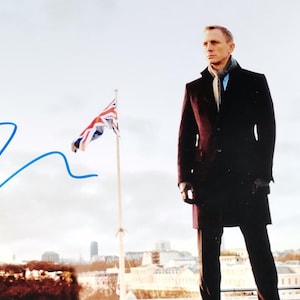 ダニエル・クレイグ、ジェームズ・ボンド007、直筆サイン入りオリジナル10 x 8インチ写真、Coa