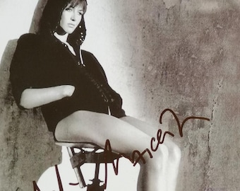 ソフィー・マルソー 直筆サイン入り写真 - ジェームズ・ボンド