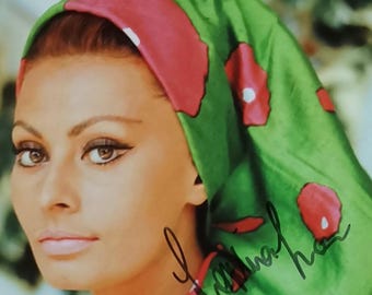 Sophia Loren, Sunflower, I girasoli, Signed Autographed 10x8 in Photo