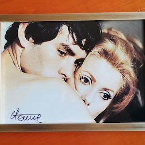 カトリーヌ・ドヌーヴ　直筆サイン入り写真 Catherine Deneuve カトリーヌ ドヌーヴ 直筆サイン PHOTO