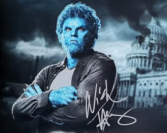 ニコラス・ホルト直筆サイン入り 8x10 X-MEN アポカリプス ハンク