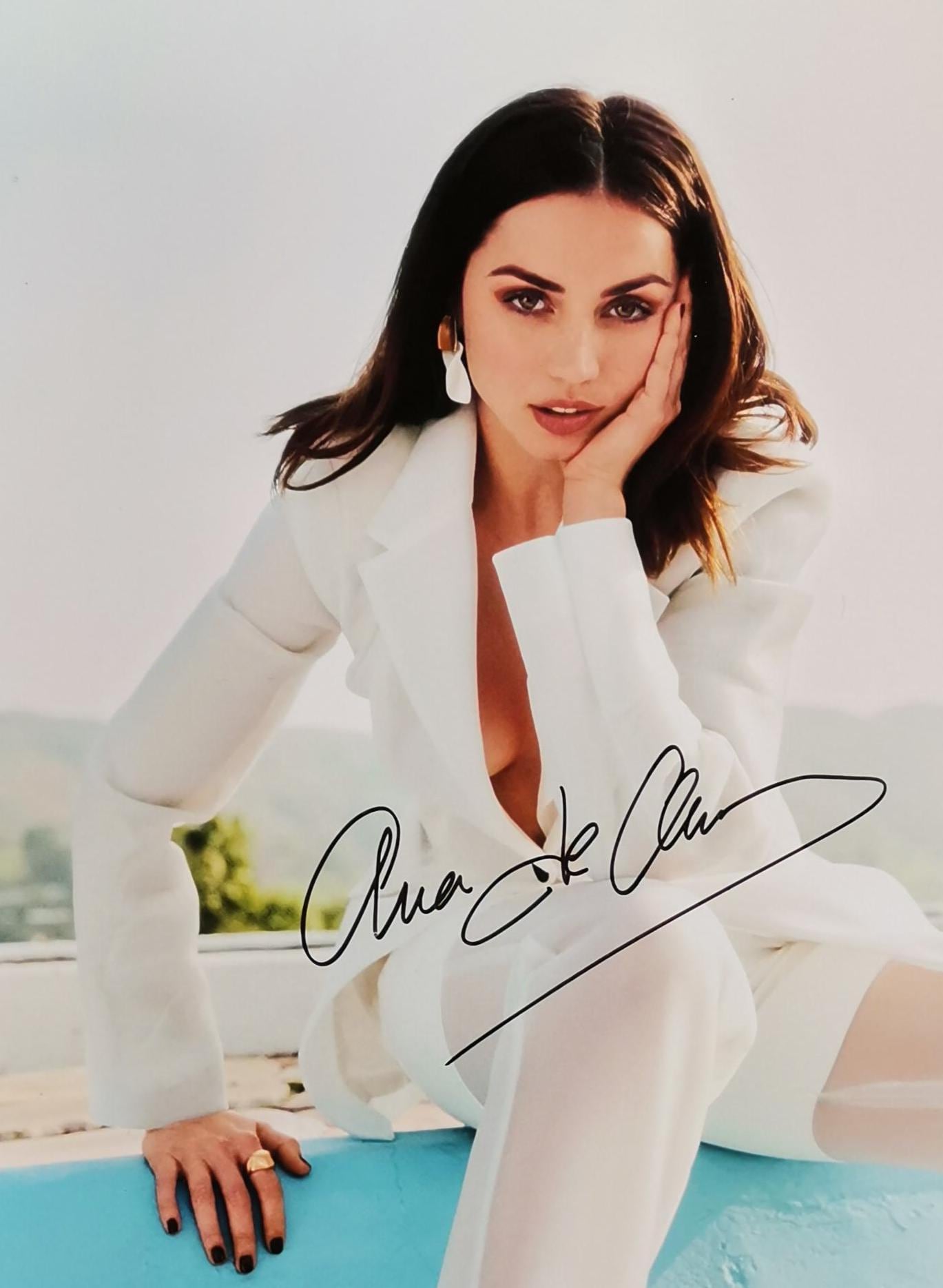 Ana de armas signed - Etsy 日本