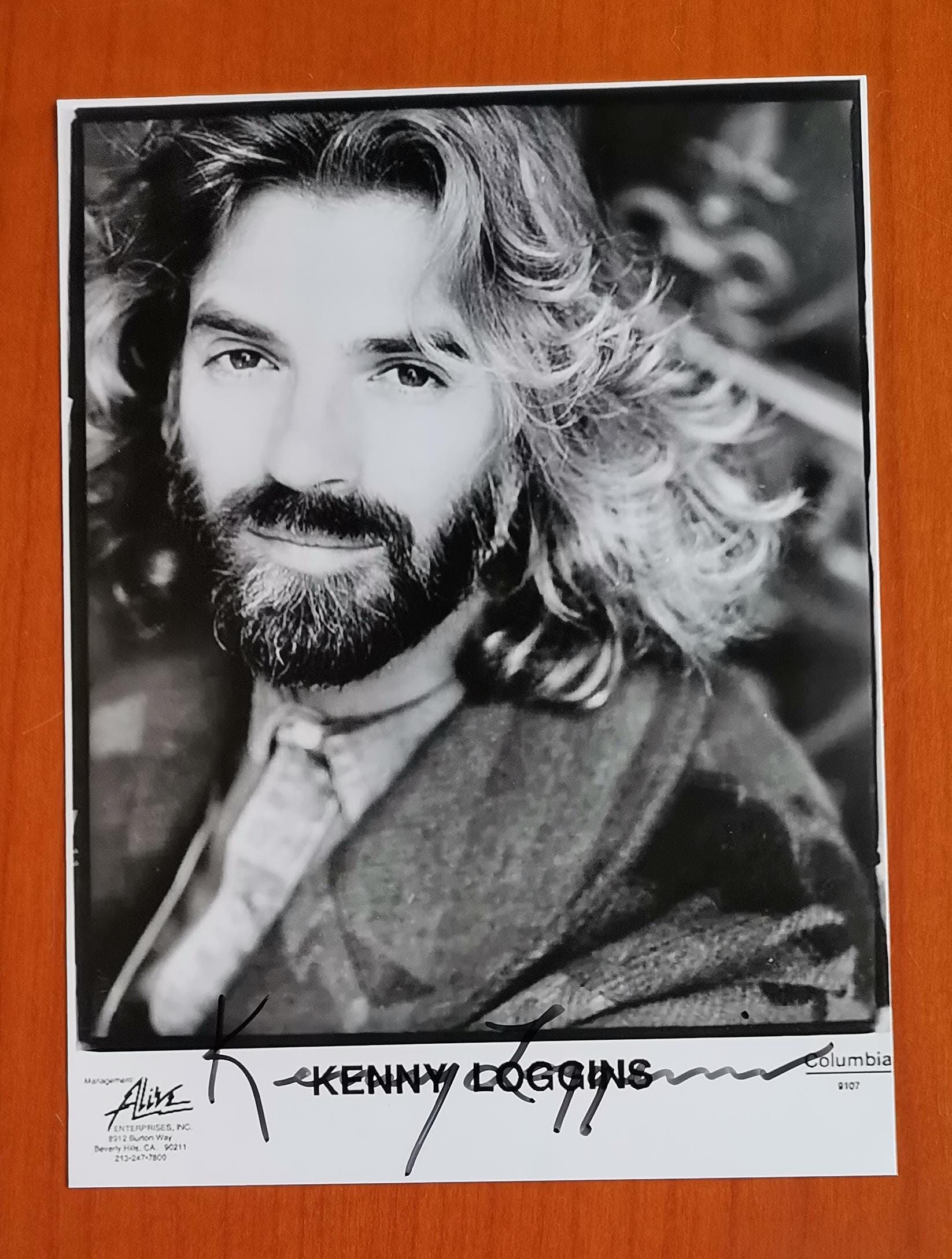 新品　2枚組　Stephen Kenny活版印刷 U.K. タイコグラフィー Kenny Loggins, Music Artist, Signed Autographed 8x6 Photo - Etsy