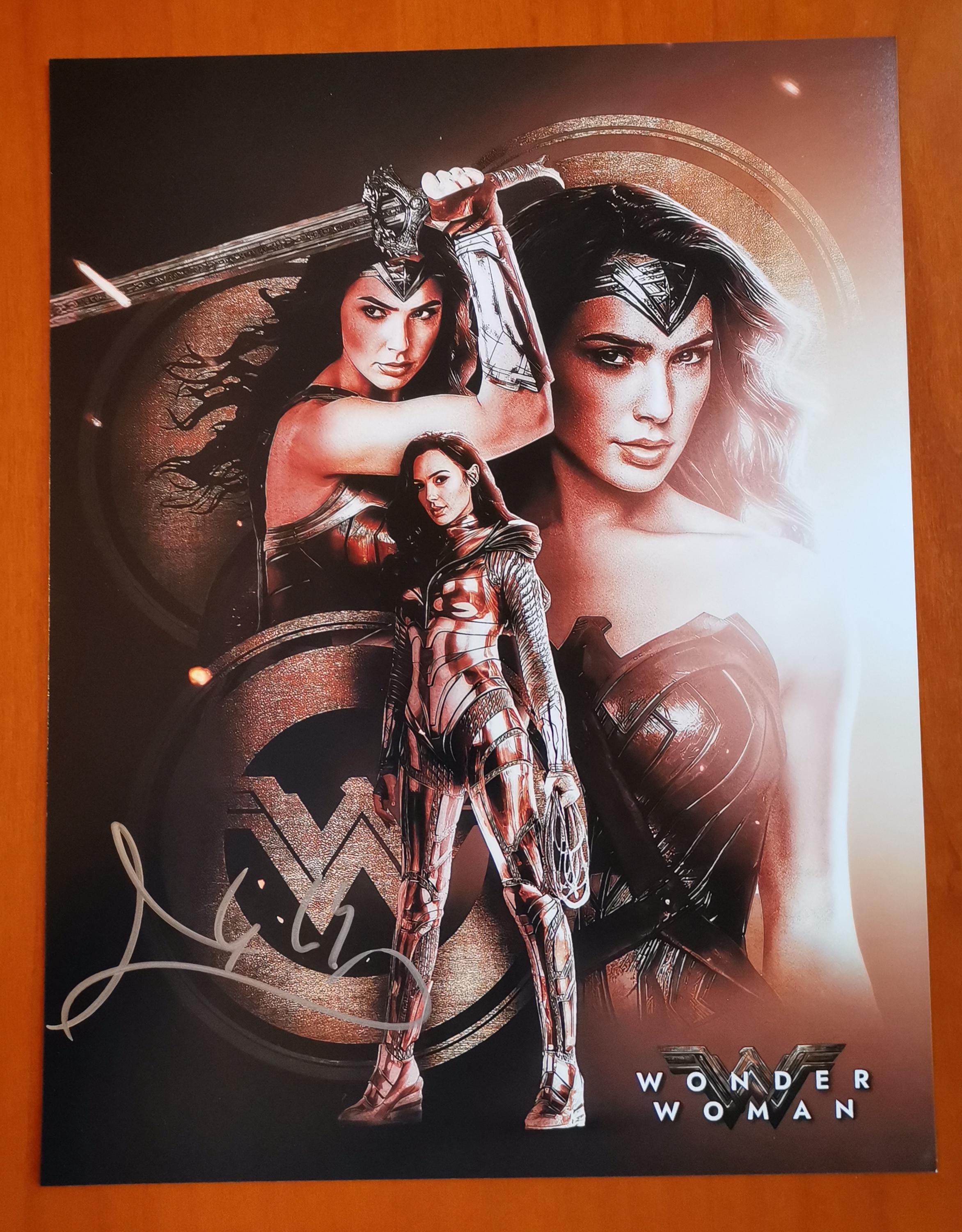Gal gadot autograph - Etsy 日本