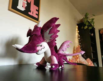 ヴェイドレキ ドラゴン ぬいぐるみ、アマランサス ピンク、重量感