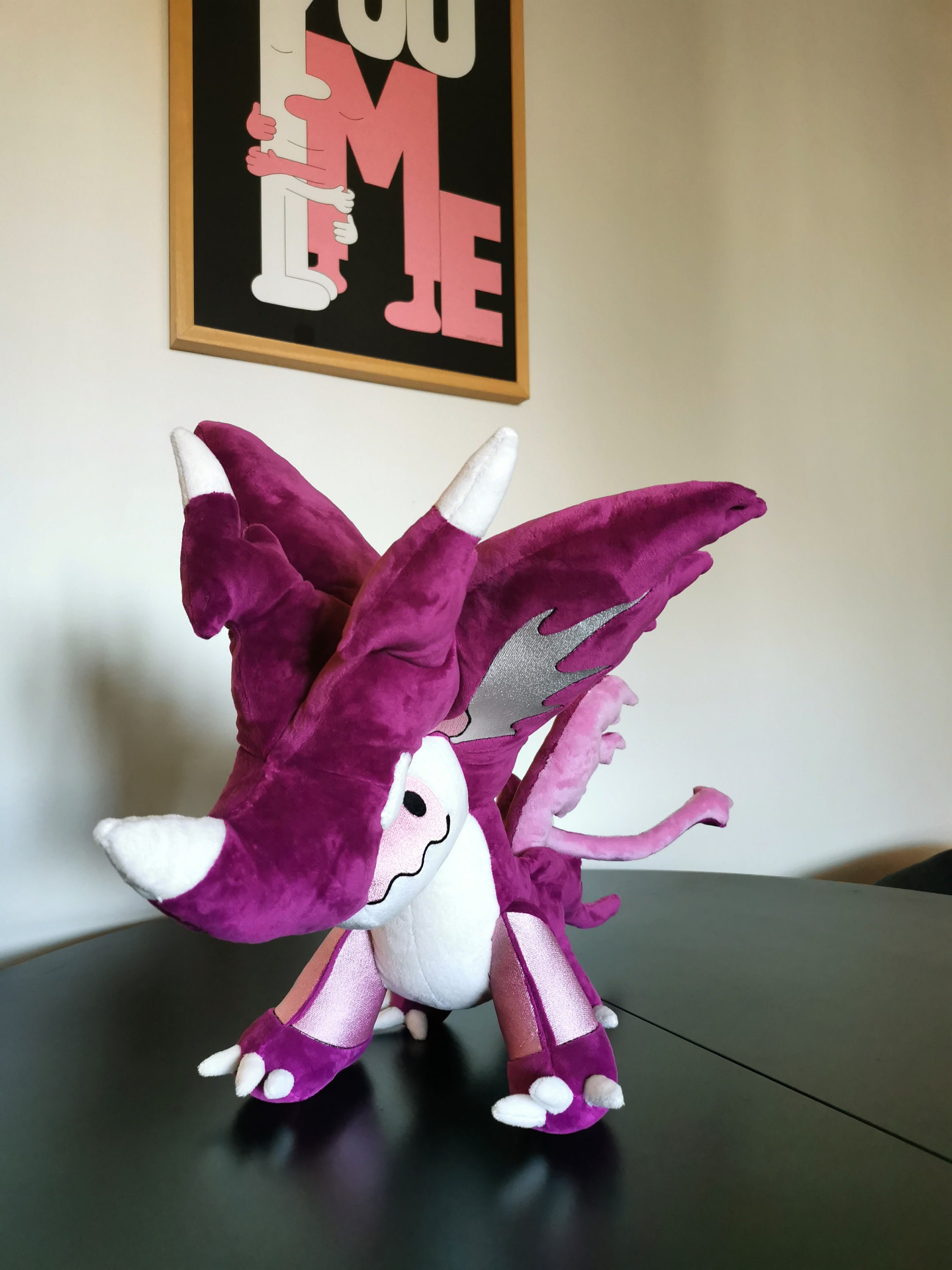 ヴェイドレキ ドラゴン ぬいぐるみ、アマランサス ピンク、重量感