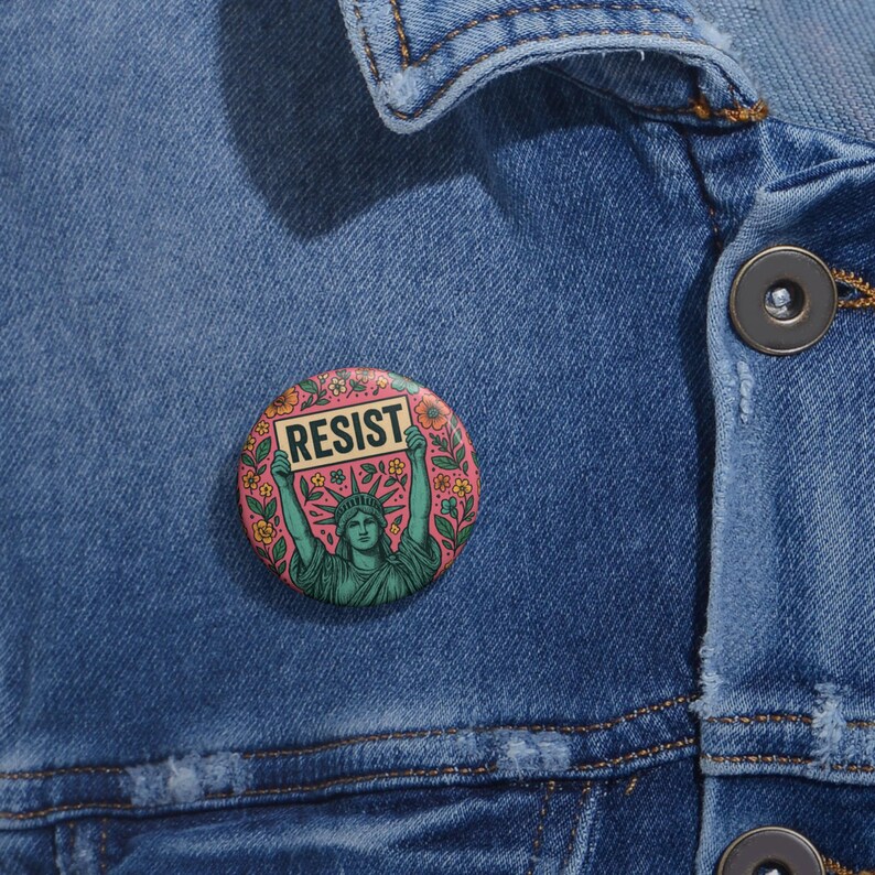 Resist Statue of Liberty-speld: badge feministisch protest politiek activist afbeelding 6