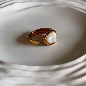 Stainless Steel Ring Pearl Ring  Non Tarnish Ring Gold Waterproof Ring Adjustable Ring Pearl Bead Waterproof Ring Statement Jewelry
