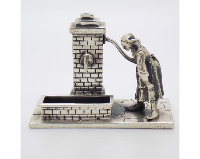 1.68-oz. Vintage Italian Handmade Genuine Sterling Silver 925 Woman at Water Fountain Figurine by Silversmith Medusa-Oro, made in Tuscany