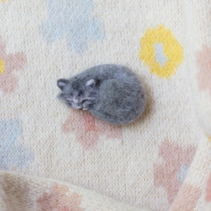 Cottagecore Felted Kitten Brooch, Handmade Wool Cat Pin