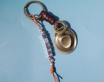 Personalised Western Keychain – Custom Brass Hat & Leather Tassel | Christmas Gift for Him or Dad