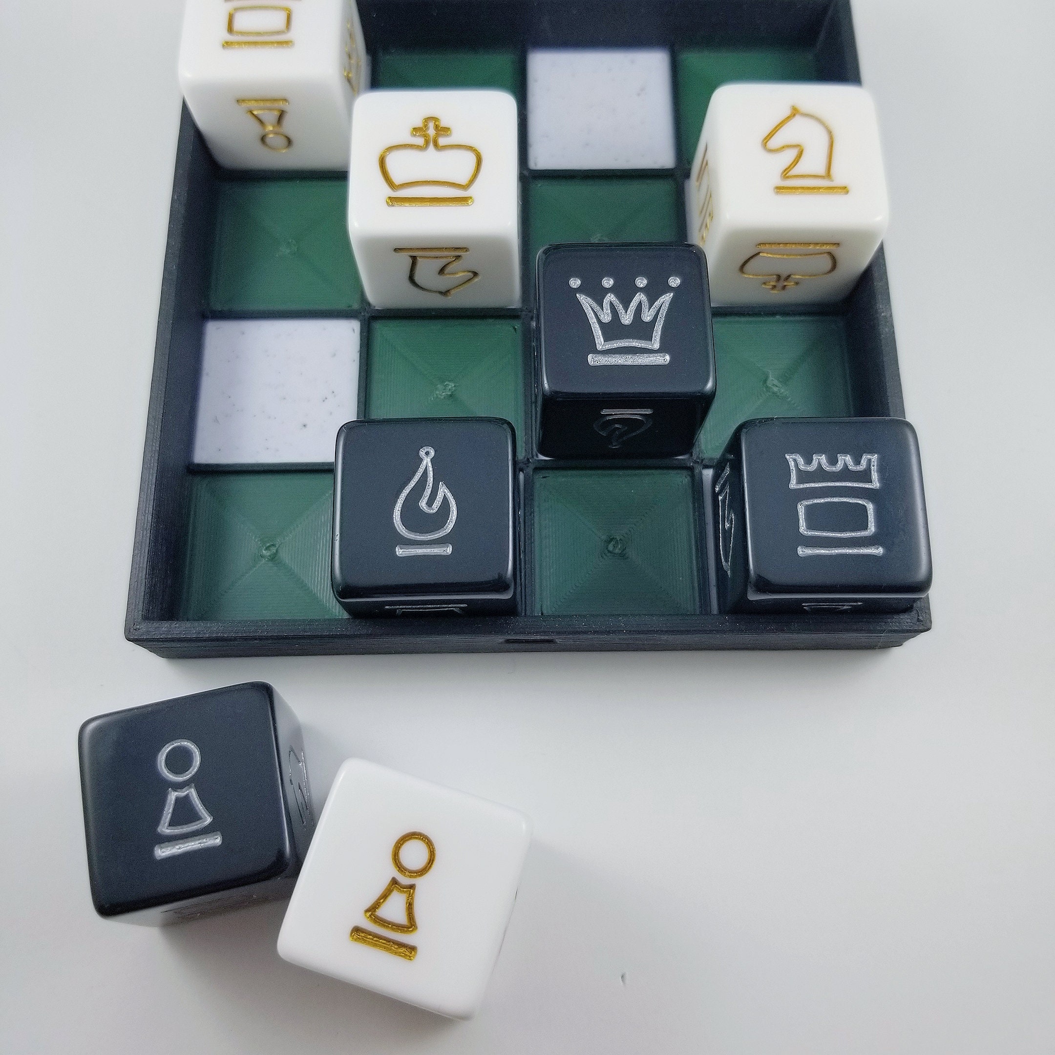 Flip Chess -  Chess Game, Travel Chess, Chess Dice, Pocket Chess