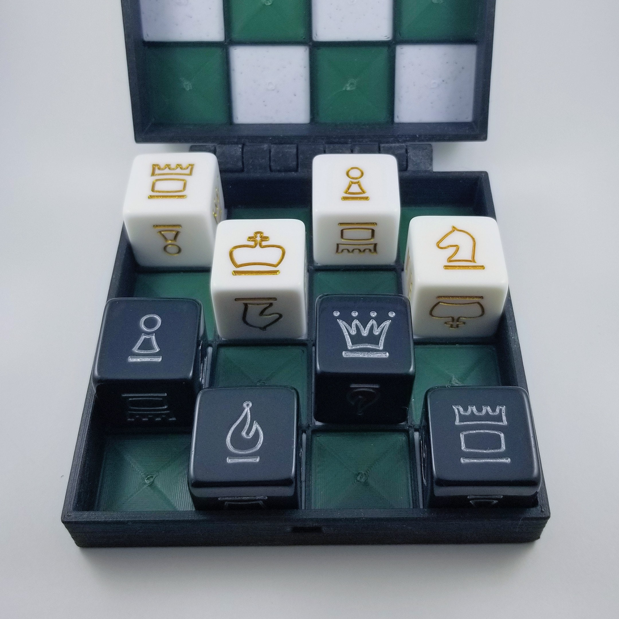 Flip Chess -  Chess Game, Travel Chess, Chess Dice, Pocket Chess