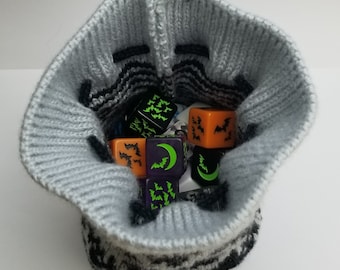 Dice Bags - Dice Pouch, Knit Bag for Dice, Bat Bag