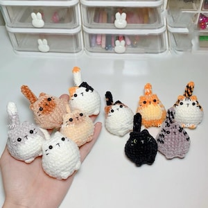 Handmade Crochet Cute Cat Keychain, Cute Keyring, Crochet Cat, Cute Gift, Gift For Her, Mini Crochet Amigurumi Cat Keychain