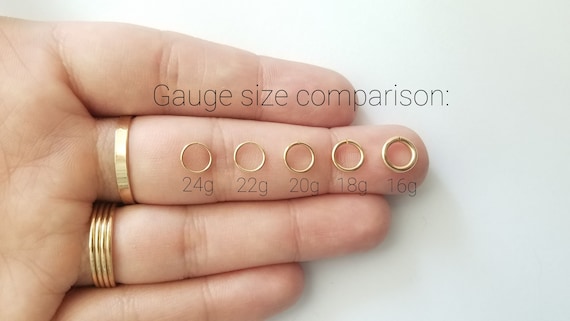925 Sterling Silver 24g 22g 20g 18g 4mm 4.5mm 5mm 5.5mm TINY DAINTY Seamless Ring Forward Helix Mid Ear Earring hoops real silver Etsy Italia