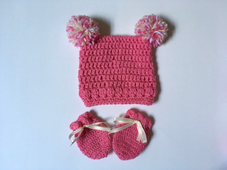 baby girl hat and mittens set