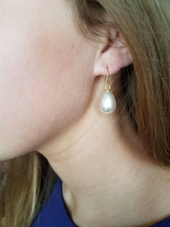 sterling silver pearl earrings drop dangle White Gold plate dazzling belt