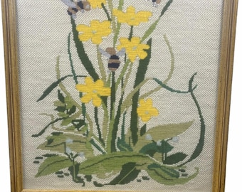 Vintage 70s Floral Daisy’s Crewel Yellow Needlepoint Embroidery 17.5x15