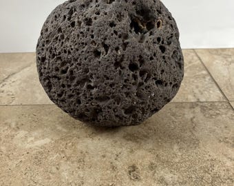 Måne gjord av sten från vulkanen, vulkanisk slagg, vulkanisk basalt Stor 8”