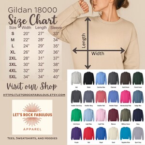K&ouml;nnte beinhalten: Eine Gildan 18000 Gr&ouml;&szlig;entabelle f&uuml;r Sweatshirts mit Breiten-, L&auml;ngen- und &Auml;rmelma&szlig;en in Zoll f&uuml;r die Gr&ouml;&szlig;en S bis 5XL. Die Grafik enth&auml;lt eine Abbildung eines beigen Sweatshirts, eine Farbpalette mit 30 Optionen und den Shop-Namen Let's Rock Fabulous.