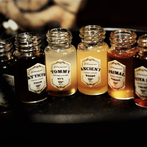 MEN &#39;s ORGANIC Perfume Set / Natural Cologne / Mini Spray Sampler / Cologne / Fathers day gift / 6 Sexy Natural Scents