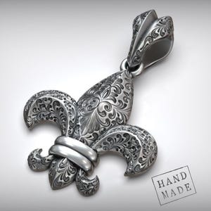 Fleur-de-Lis Silver Necklace: Handcrafted 44mm French Royal Symbol