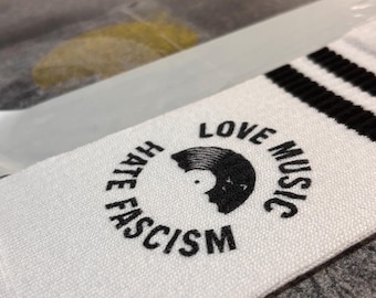 Bio Socken Hate Fascism Love Music Vinyl | Handbedruckte Siebdruck Socken | Faire Produktion | Gegen Nazis I Unisex