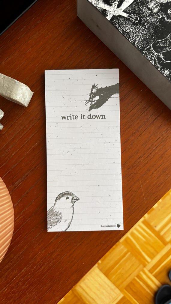 Squirrel & Bird Notepad – DIN Lang, 50 Lined Sheets (With/Without Magnet)
