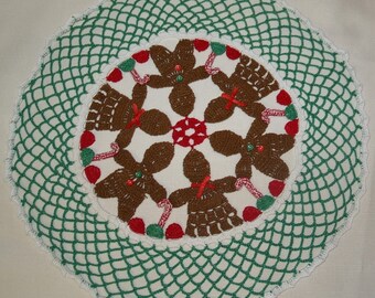 Crochet Christmas Gingerbread Boy Girl WIth Gumdrops Doily Pattern