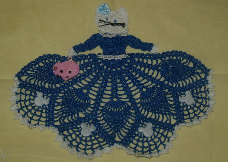 Kitty Cat Girl Doily Crochet Pattern image 1