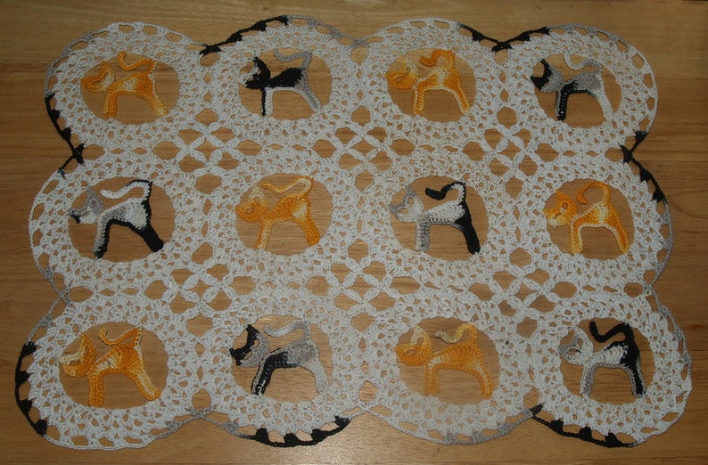 Crochet Kitty Cats Cat Doily Pattern image 1