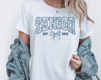 Camiseta para chicas de último año de 2026, sudadera para estudiantes de último año de secundaria, camiseta para estudiantes de último año de secundaria, camiseta de regalo de graduación, suéter para chicas de la generación de 2026