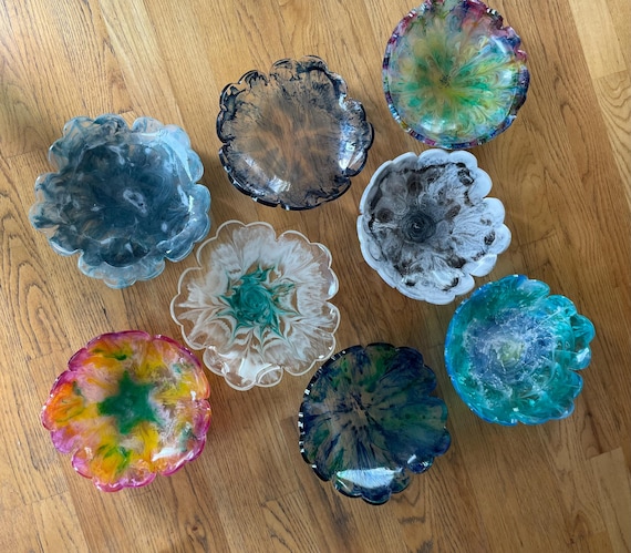 Handcrafted resin serving bowl, 11 ” diameter, 3” deep, food safe resin