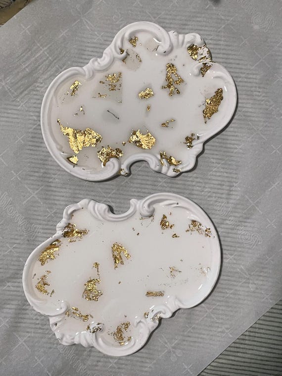 White with gold inlay gypsum trinket tray