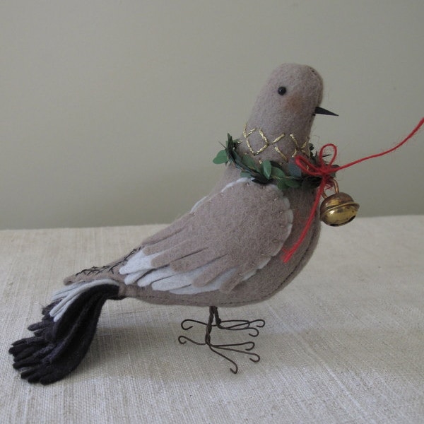 PDF DOWNLOAD DIY - The Friendly Pigeon Ornament Pattern by cheswickcompany