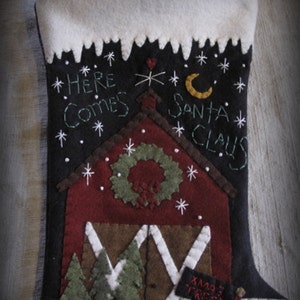 PDF DOWNLOAD DIY Here Comes Santa Claus Stocking Pattern by ...