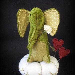 Veronica the Valentine Ellie Pinkeep E-PATTERN By cheswickcompany