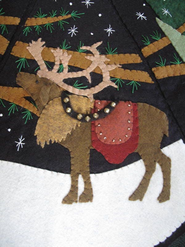 pdf-pattern-diy-starry-night-full-size-christmas-tree-skirt-36