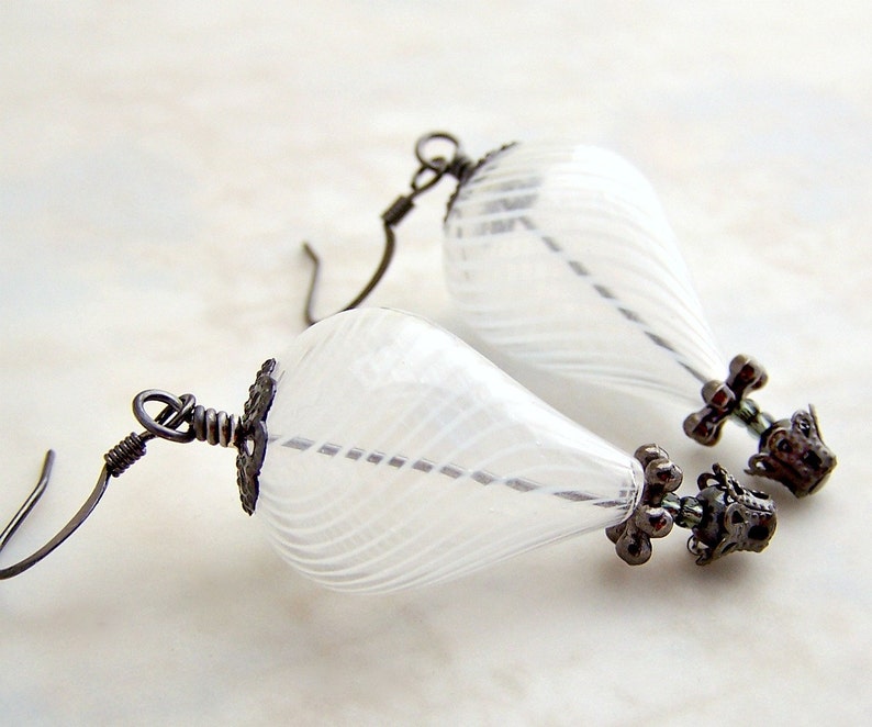 White Hot Air Balloon Earrings Steampunk balloon earrings in blown glass and gunmetal Wedding Jewelry Dangle earrings image 2