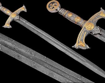 Hand-Forged Damascus Steel Sword: Decorative Hunting Sword