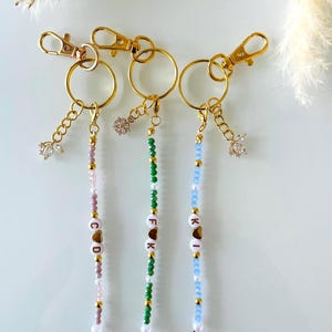 Llavero con perla, llavero con dije, llavero personalizado con letras iniciales, corazón, amor, colgante chapado en oro, regalo para ella