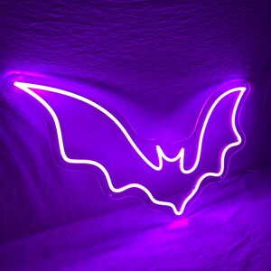 Bat LED Neon Sign – Flying Bat Wall Decor for Halloween Party, Pink ...