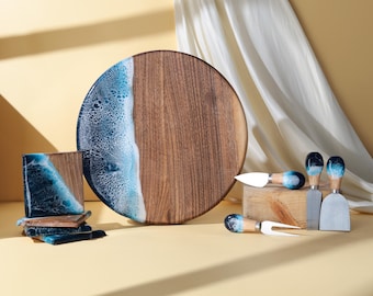 Personalized Ocean Resin Walnut Cutting Board, Wedding Gift
