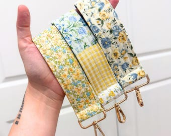 Llavero de tela acolchada hecho a mano: llavero personalizado