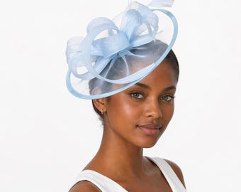Fascinator with feathers and veiled bows — headpiece for weddings, proms, and ceremonies | lightweight, airy clip-on headpiece | chic cocktail style
