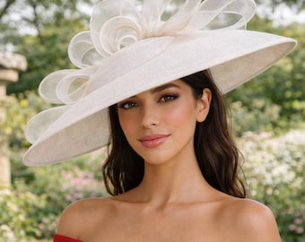 Wide-brimmed hat with voluminous tulle bow — French luxury niche fascinator | Wedding, tea party, cocktail | Refined editorial headpiece