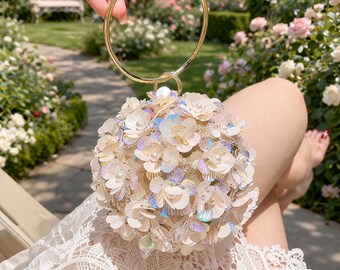 Mini sac boule fleurs paillettes & perles — pochette soirée anneau doré | Mariage, bal, banquet | Rose irisé | Clutch luxe original"