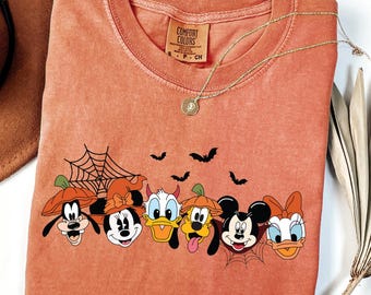 Koszulka Comfort Colors® Disney Mickey Friends na Halloween, Koszulka z duchem Myszki Miki i Przyjaciele, Koszulka retro z upiornym Myszką Miki, Koszulki Disney na Halloween