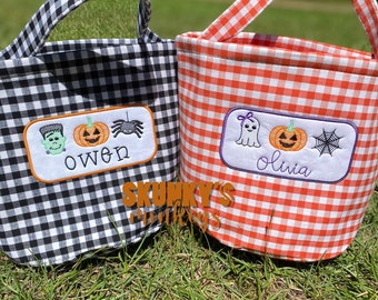 Personalized Halloween Bucket, Girls Halloween Bag, Boys Candy Bag, Gingham Tote Bag, Gingham trick or treat bucket, Kids Halloween Basket